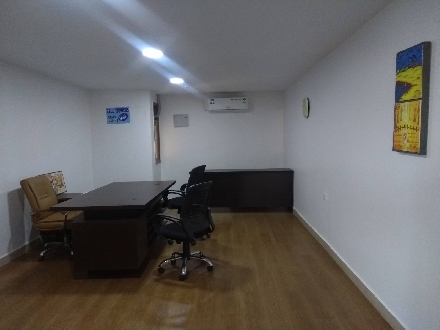 25sqm office Rent - 25000
