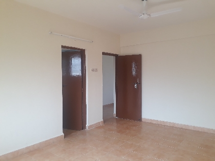 2Bhk unfurnished flat in Pundlik Nagar rent 20k