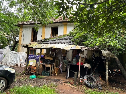 Old Portuguese House for rent in Aggasaim near Petrol Pump